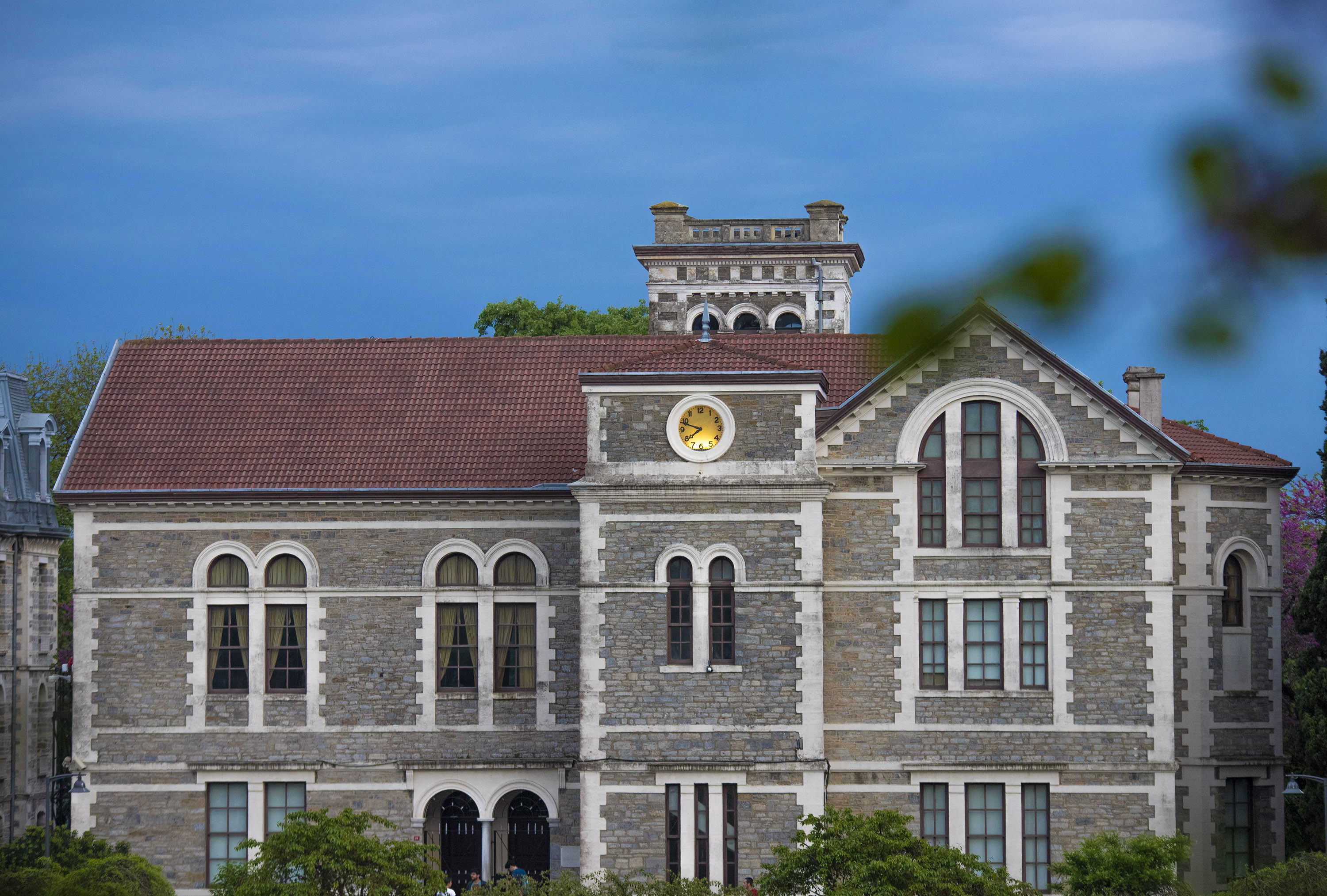 ÖĞRENCİLER İÇİN