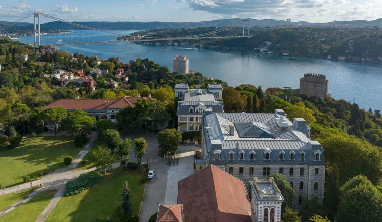 YÖNETİM