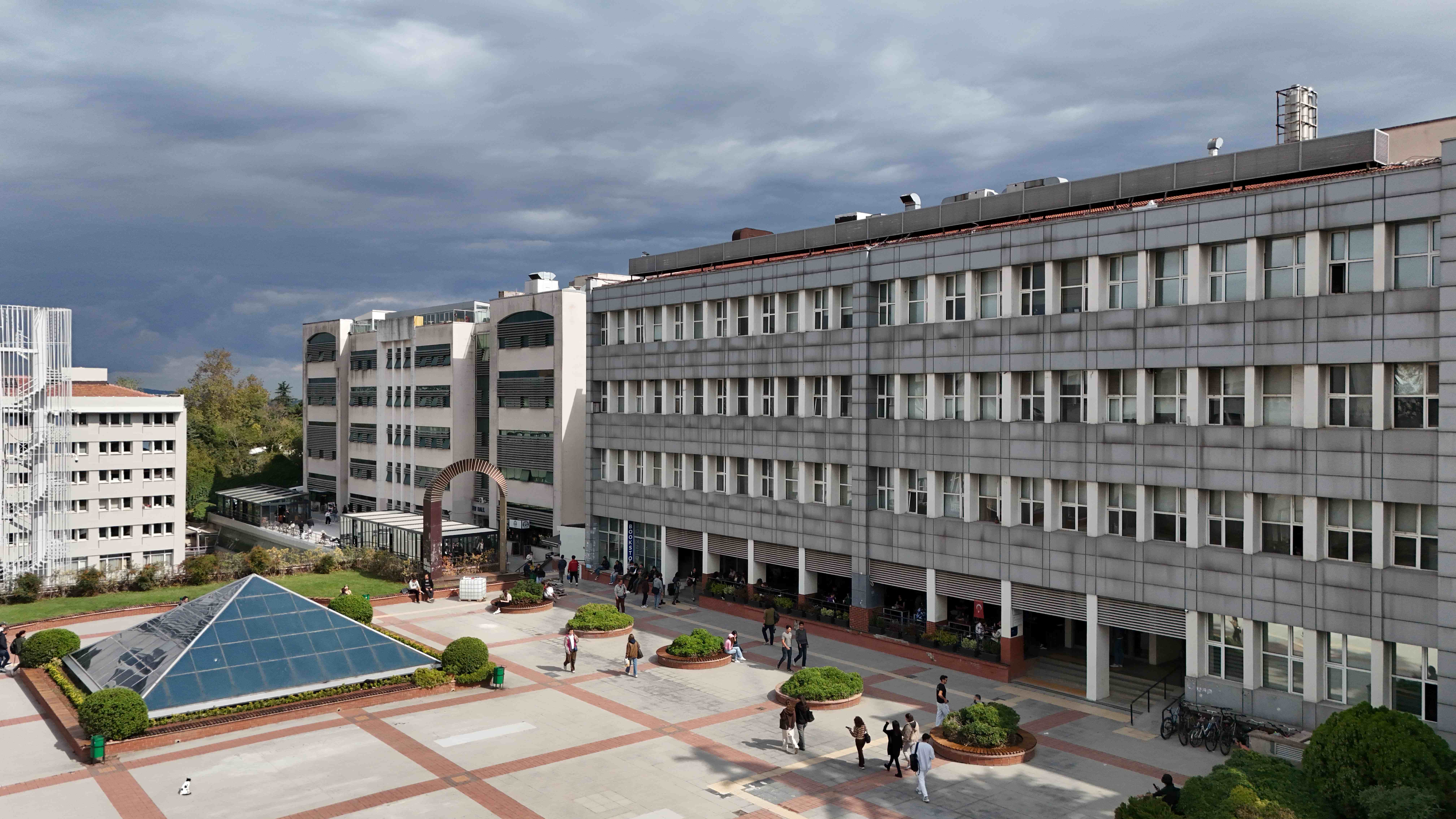 Hayatı Kampüste Yaşa!