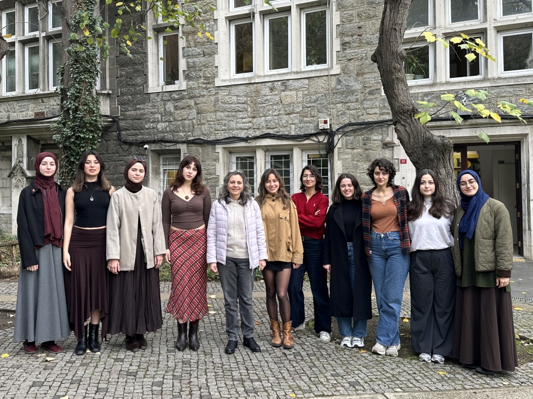 Aile ve Çocuk Araştırmaları Laboratuvarına Hoşgeldiniz!