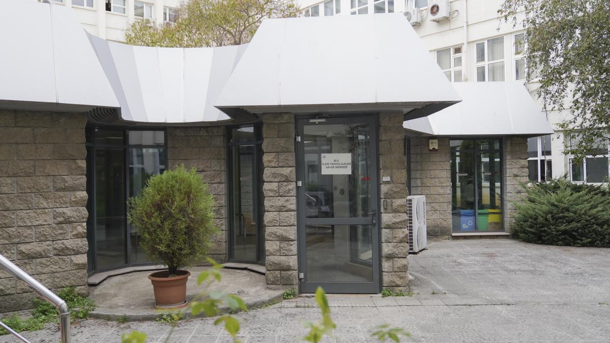 İleri Teknolojiler Araştırma Geliştirme Merkez Laboratuvarı'na Hoş Geldiniz