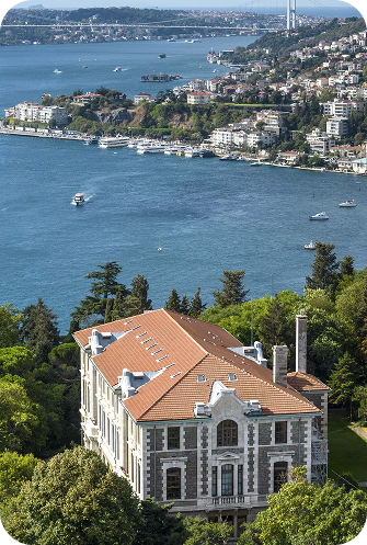 150 yılı aşan geçmişiyle akademik özerklik ve katılımcı yönetimi esas alan Boğaziçi Üniversitesi...