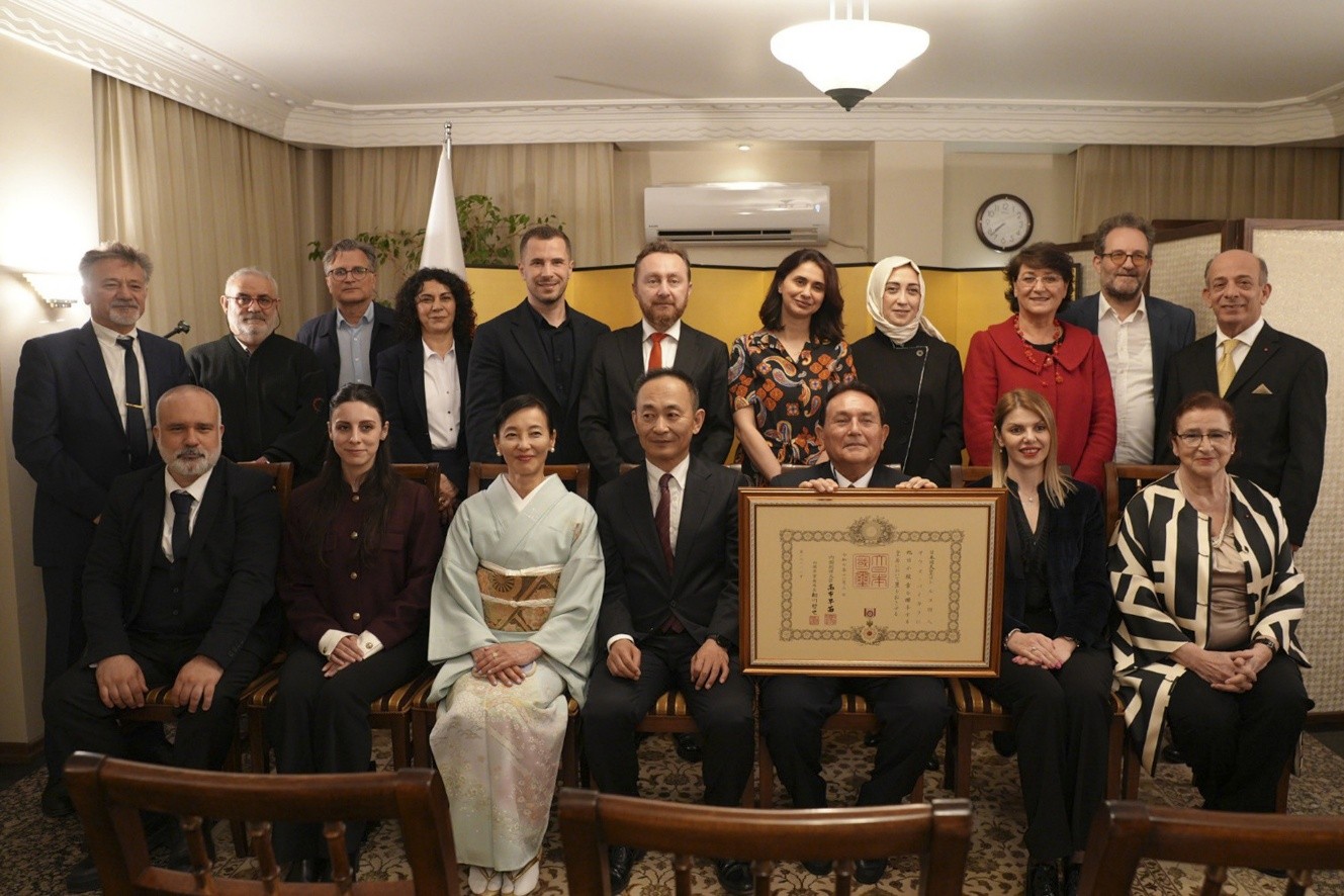 Boğaziçi Üniversitesi Öğretim Üyesi Prof. Dr. Oğuz Baykara'ya Japonya'dan “Yükselen Güneş Nişanı”